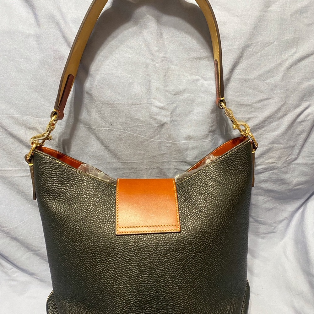 EUC Dooney & Bourke Pebble Grain Lg Black 30 Sac Hobo Shoulder Bag - Picture 2 of 12